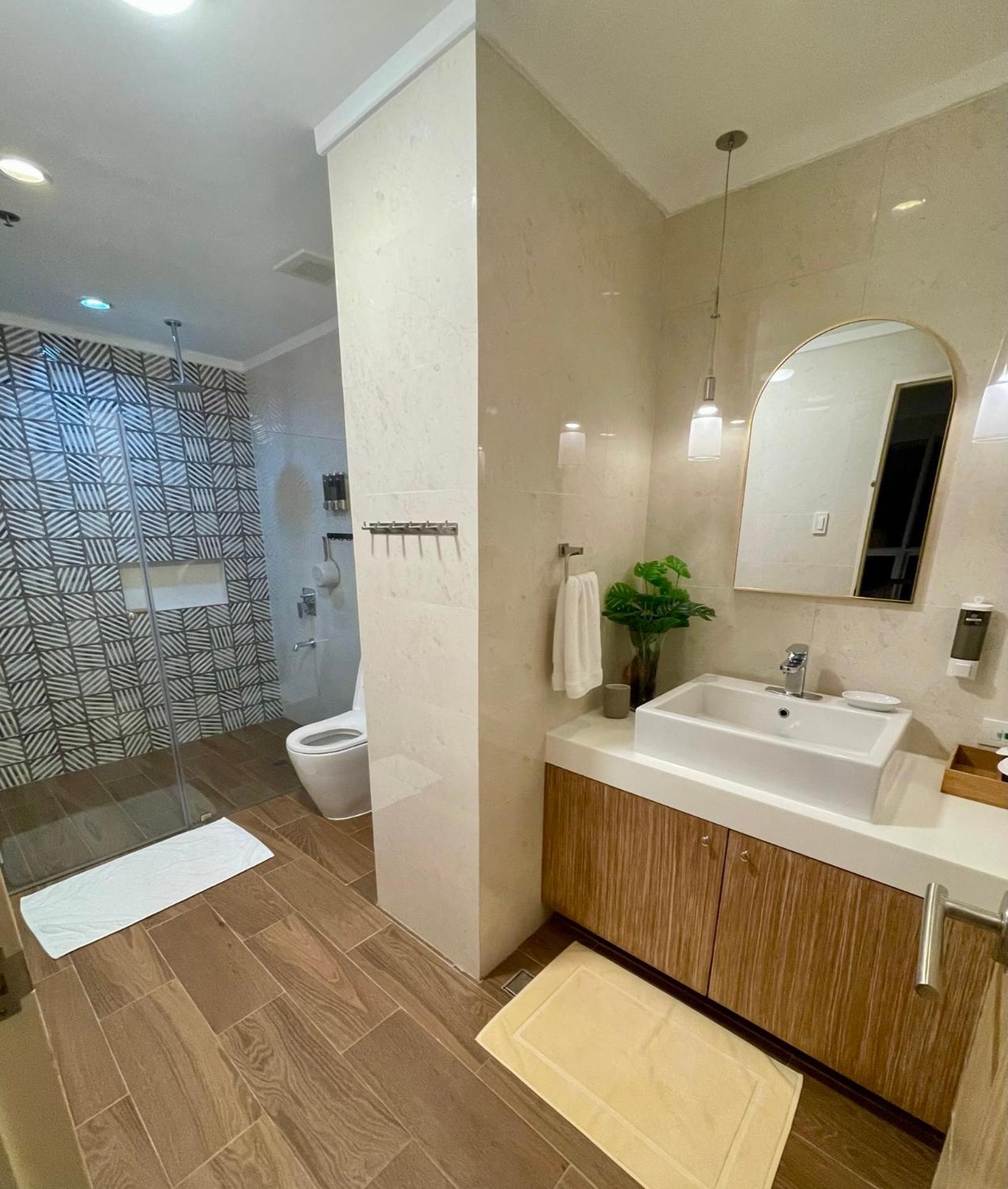 Pico De Loro 2 Bd Garden Loft With Lagoon View ナスグブ エクステリア 写真